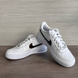 custom hand painted airforce 1s!